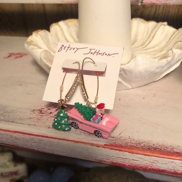 NWT Betsey Johnson Pink Santa Car Earrings Mix-Matched Rhinestones & Faux Pearl - Picture 3 of 17